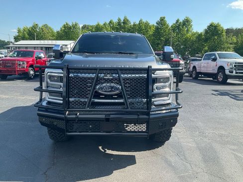 Used 2025 Ford F350 Platinum w/ Platinum Plus Package AWD/4WD image 2