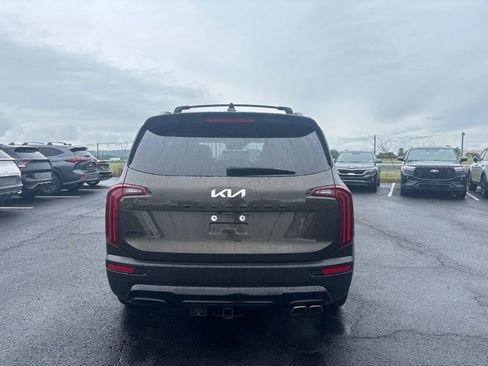 Certified 2022 Kia Telluride SX w/ Nightfall Edition Package AWD/4WD image 4