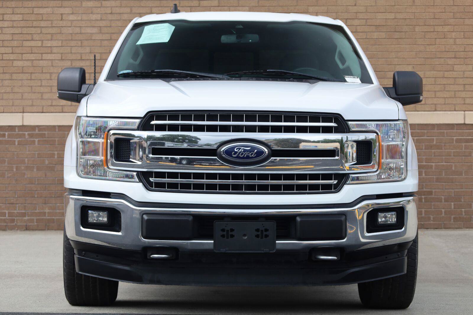 Used 2019 Ford F150 XLT w/ Equipment Group 302A Luxury AWD/4WD image 6