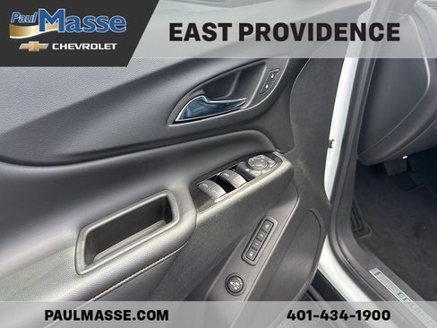 Certified 2022 Chevrolet Equinox Premier w/ LPO, Cargo Package FWD image 9