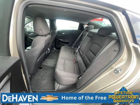 Used 2022 Chevrolet Malibu LT FWD image 22
