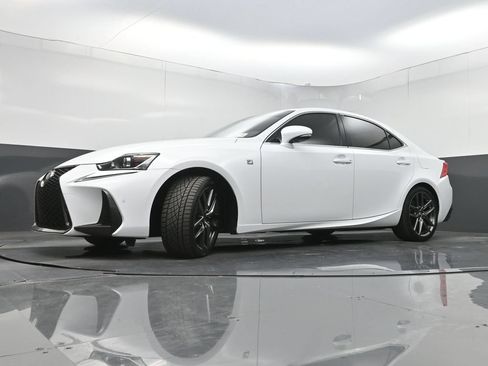 Used 2020 Lexus IS 300 F Sport w/ F Sport Package AWD/4WD image 27
