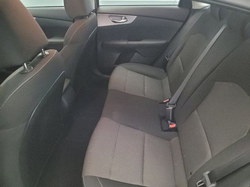 Used 2023 Kia Forte LXS w/ LXS Technology Package image 18