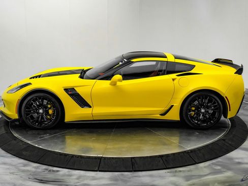 Used 2018 Chevrolet Corvette Z06 image 8