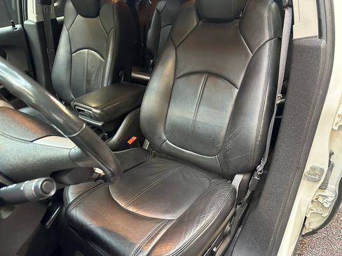 Used 2012 GMC Acadia SLT AWD/4WD image 20