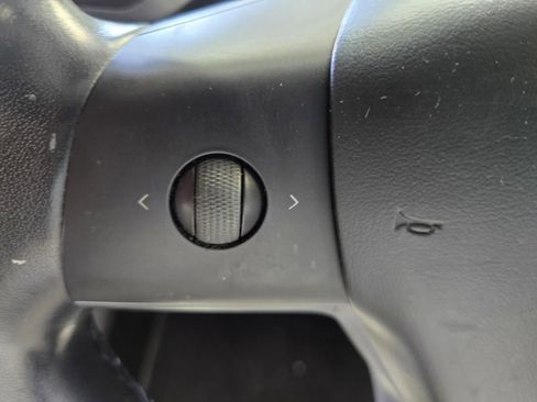 Used 2018 Tesla Model 3 Mid Range RWD image 15