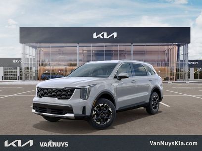 New 2025 Kia Sorento S