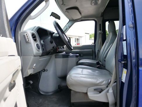 Used 2010 Ford E-250 and Econoline 250 Extended RWD image 25