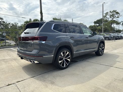 New 2026 Volkswagen Atlas SEL Premium R-Line AWD/4WD image 4