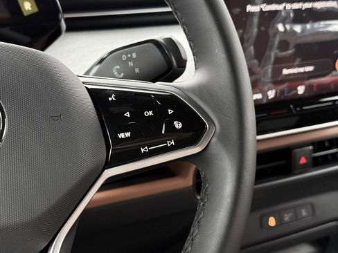 New 2025 Volkswagen ID. Buzz Pro S image 14