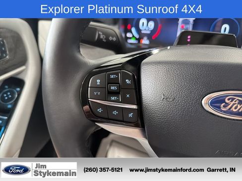 Used 2026 Ford Explorer Platinum w/ LUX Leather Package AWD/4WD image 24