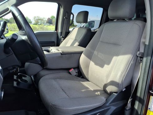 Used 2015 Ford F150 XLT w/ Equipment Group 302A Luxury AWD/4WD image 14