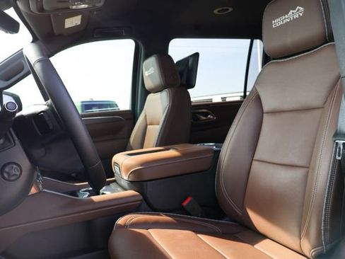 Used 2023 Chevrolet Suburban High Country w/ Max Trailering Package image 14