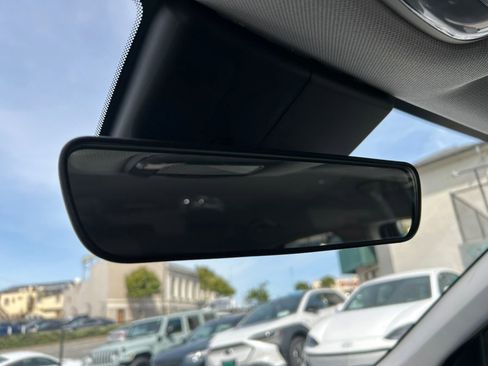 Used 2024 Hyundai Ioniq 5 SE image 34