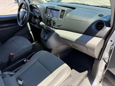 Used 2021 Nissan NV200 S w/ Sliding Door Glass Package FWD image 12