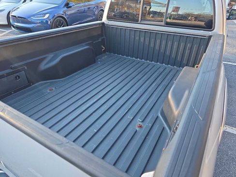 Used 2013 Toyota Tacoma PreRunner w/ SR5 Pkg image 10