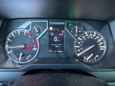 Used 2022 Toyota Tundra Limited image 17