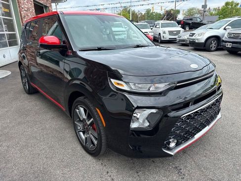 Used 2020 Kia Soul GT-Line FWD image 3