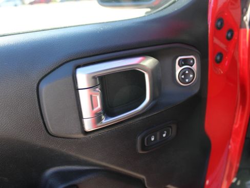 Used 2021 Jeep Wrangler Rubicon image 11