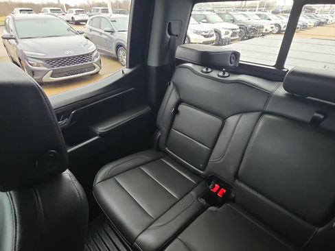 Used 2024 Chevrolet Silverado 1500 LTZ w/ Technology Package image 18