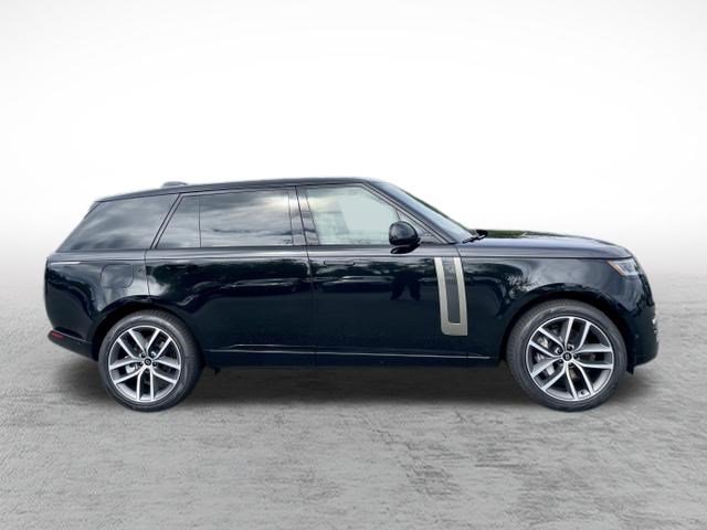 New 2027 Land Rover Range Rover Long Wheelbase SE AWD/4WD image 4