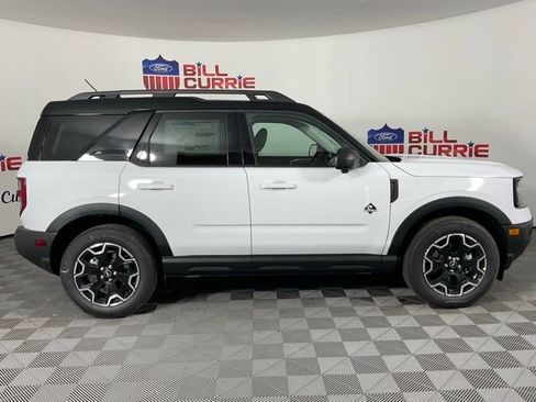 New 2025 Ford Bronco Sport Outer Banks w/ Outer Banks Tech Package+ image 2