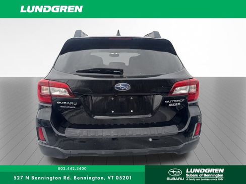 Used 2017 Subaru Outback 2.5i Premium image 8