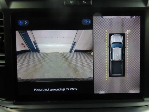 Used 2025 Ford F250 Lariat w/ Black Appearance Package image 14