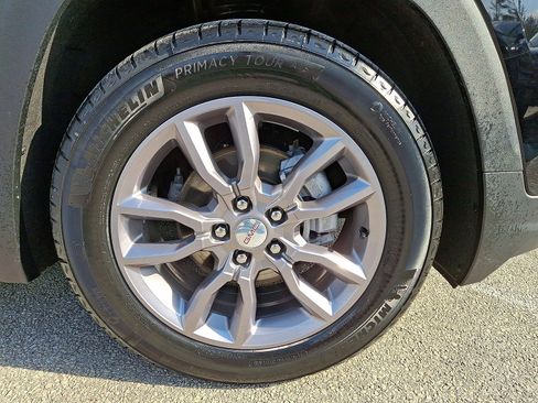 Certified 2022 GMC Terrain SLT w/ Tech Package image 27