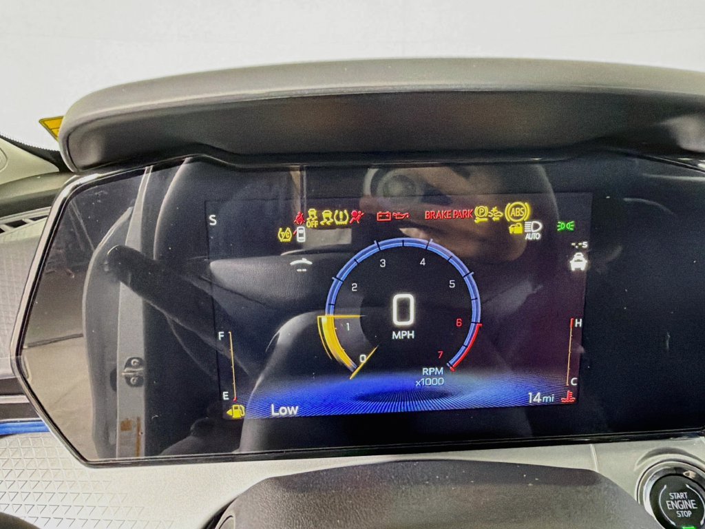 New 2026 Chevrolet Trax LT w/ Driver Confidence Package FWD image 14