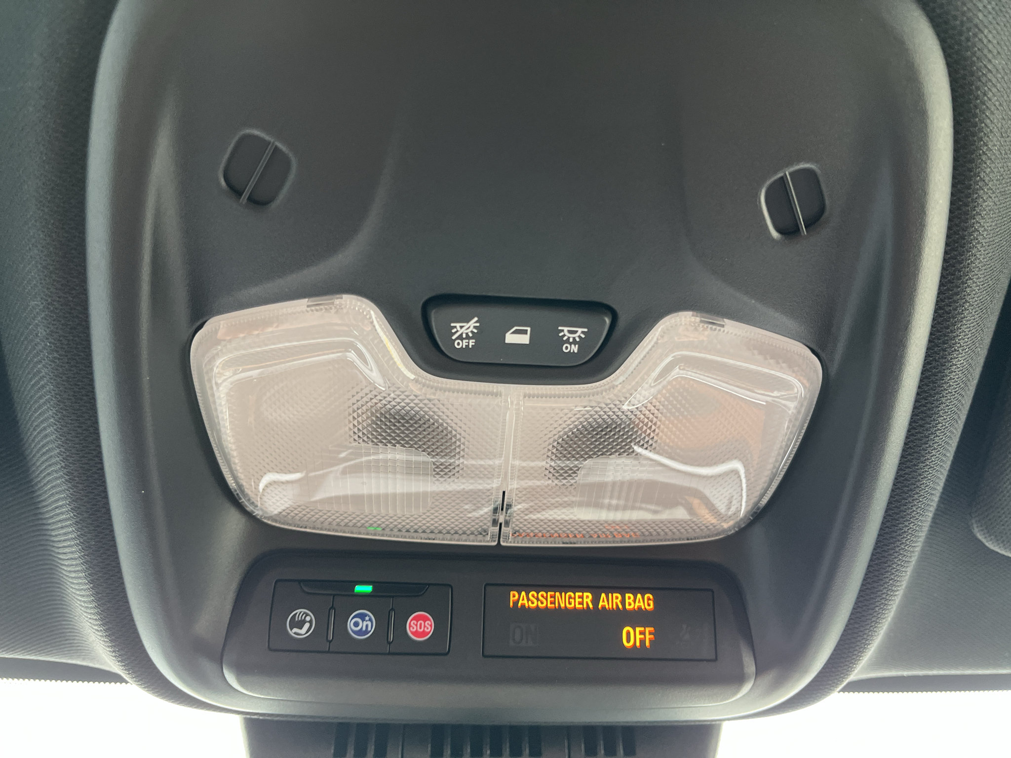 Used 2025 GMC Canyon AT4 AWD/4WD image 32