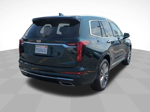 Used 2025 Cadillac XT6 Premium Luxury w/ Technology Package image 5