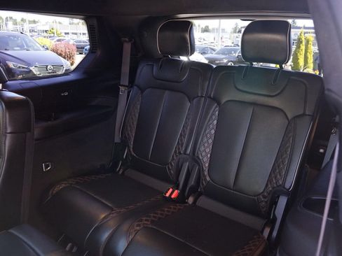 Used 2021 Jeep Grand Cherokee L Summit AWD/4WD image 19