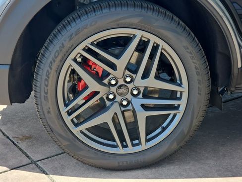 New 2026 Ford Explorer ST w/ Sun And Sound Package image 40