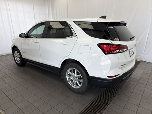 Used 2022 Chevrolet Equinox LT FWD image 6