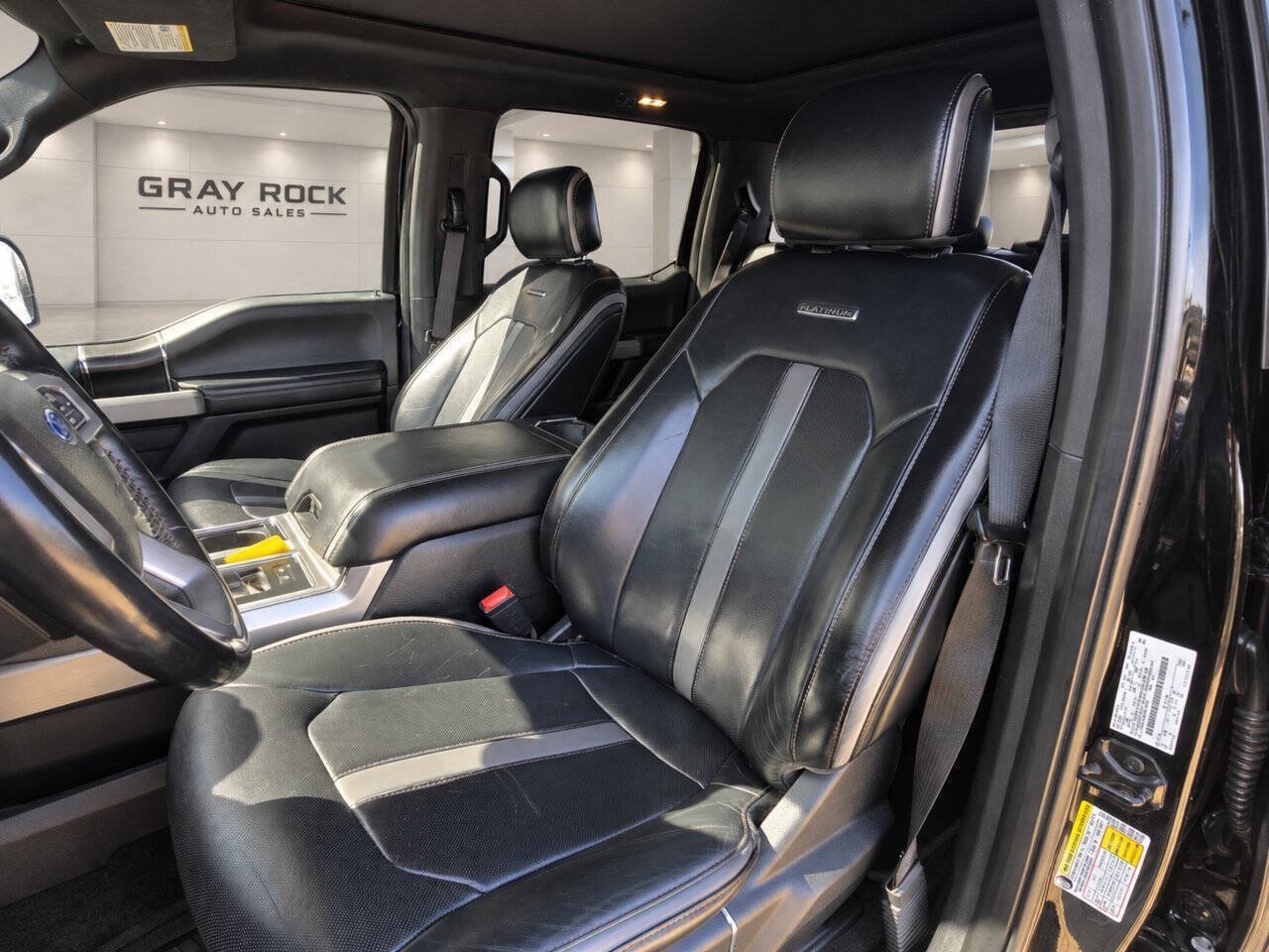 Used 2018 Ford F150 Platinum w/ Equipment Group 701A Luxury AWD/4WD image 11