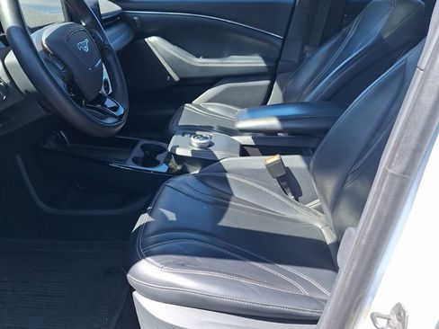 Used 2021 Ford Mustang Mach-E Premium RWD image 8