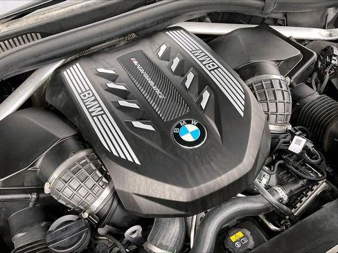 Used 2022 BMW X7 M50i w/ Cold Weather Package AWD/4WD image 30