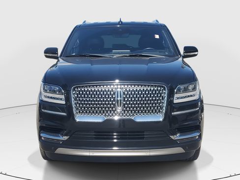 Used 2019 Lincoln Navigator Select w/ Technology Package image 2
