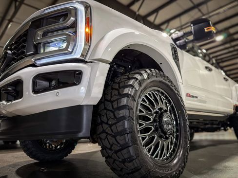 Used 2026 Ford F450 Platinum w/ Platinum Plus Package AWD/4WD image 10
