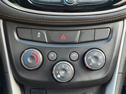 Used 2021 Chevrolet Trax LS w/ Tint and Cruise Package image 26