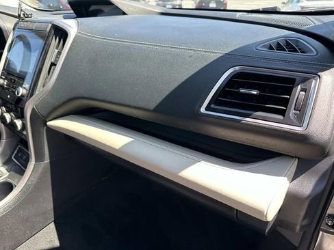 Used 2020 Subaru Ascent Limited w/ Technology Package AWD/4WD image 11