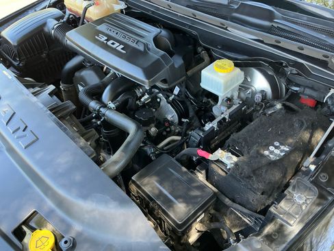 Used 2021 RAM 1500 Limited w/ Night Edition AWD/4WD image 22