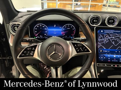 Used 2023 Mercedes-Benz GLC 300 4MATIC image 20