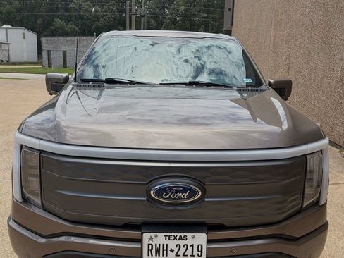 Used 2022 Ford F150 Lightning Lariat w/ Equipment Group 511A High AWD/4WD image 37