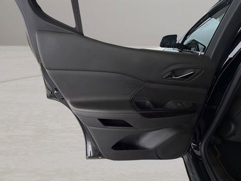 Used 2022 GMC Acadia AT4 image 33