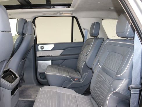 Used 2023 Lincoln Navigator L Black Label image 26