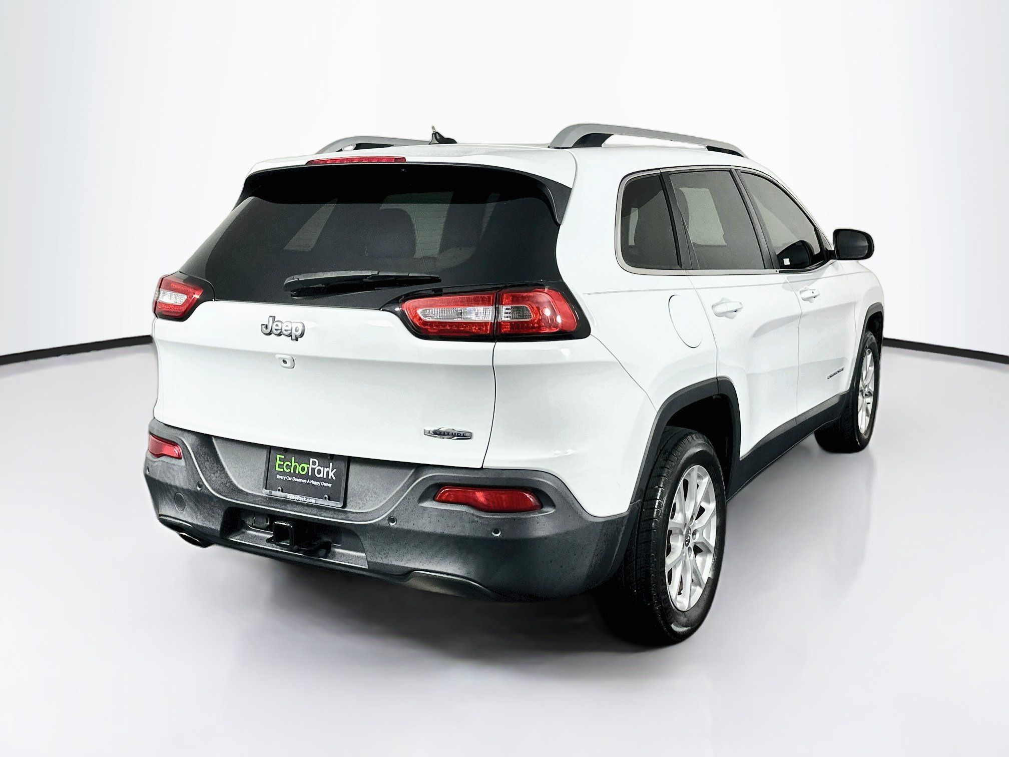 Used 2015 Jeep Cherokee Latitude w/ Comfort/Convenience Group FWD image 9