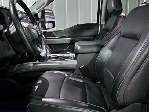Used 2024 Ford F250 Lariat w/ FX4 Off-Road Package AWD/4WD image 12