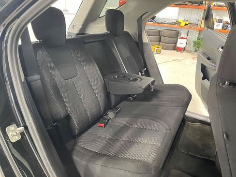 Used 2017 Chevrolet Equinox LT w/ Convenience Package FWD image 20